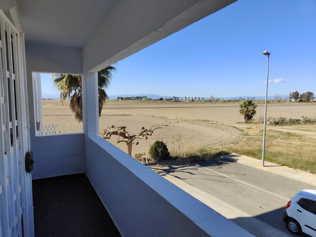 Ferienwohnung Eucaliptus, Bonito Piso A Pocos Pasos De La Playa Delta De L'Ebre L'Eucaliptus Exterior foto